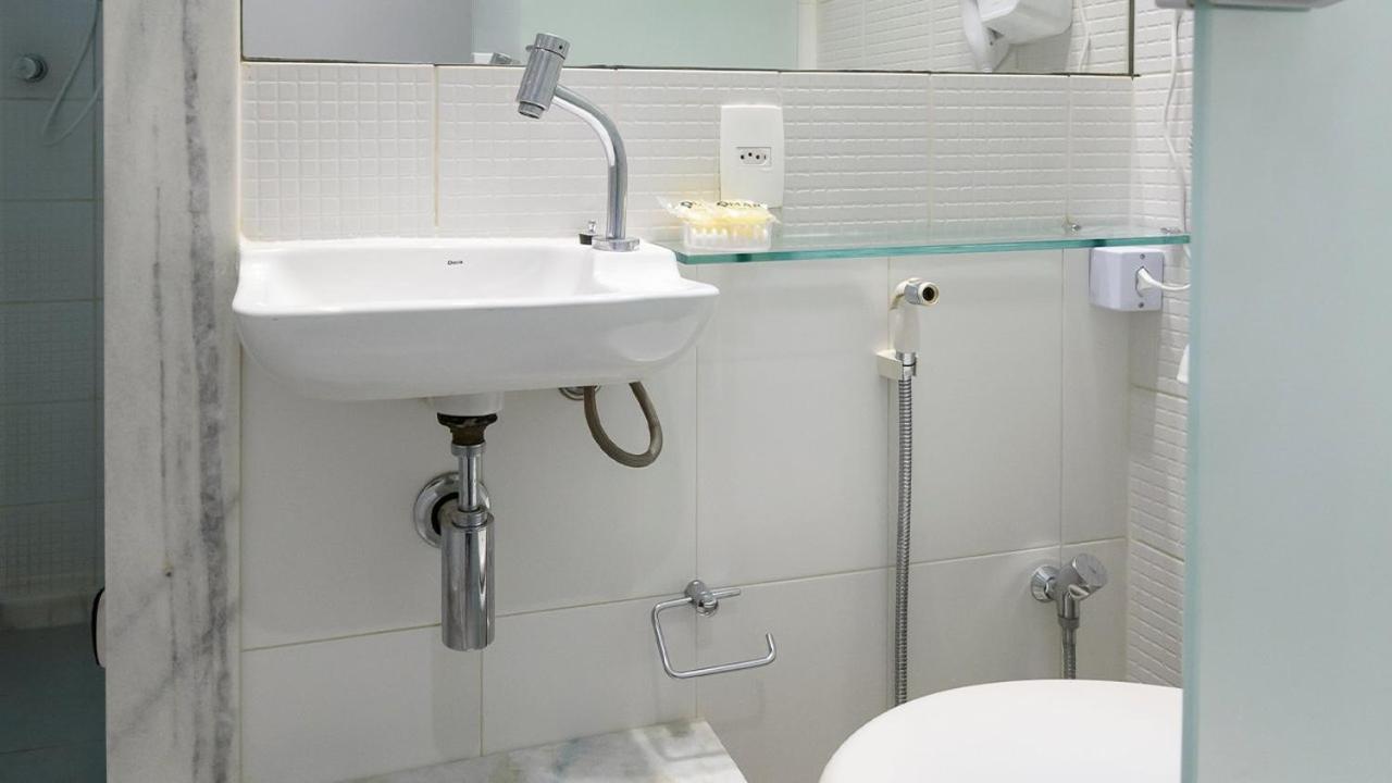 Apartamento A 140m Da De Copacabana | Df 125/1212 Rio de Janeiro
